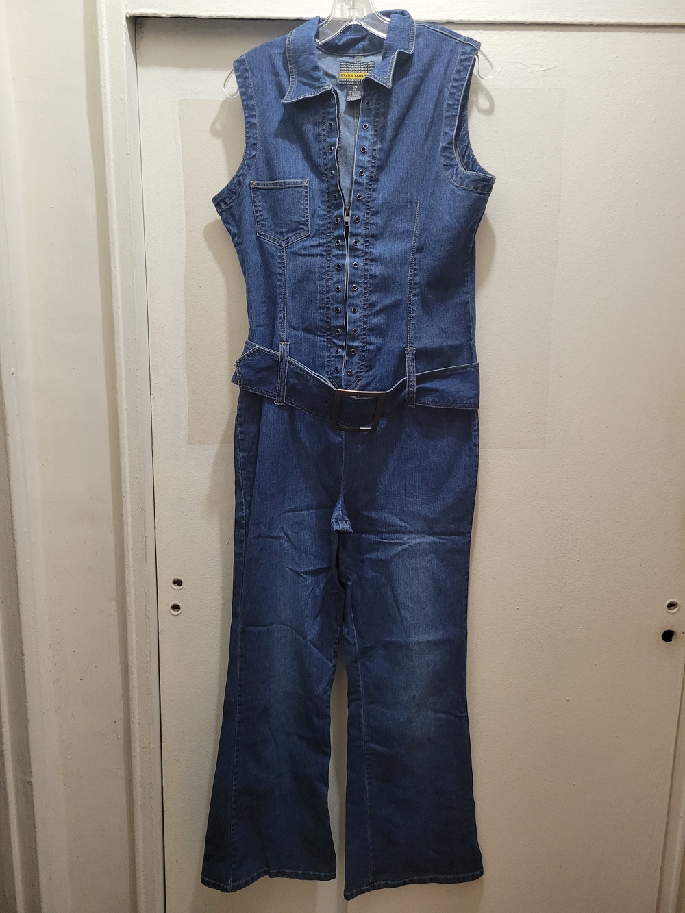 Vingage Denim Jumpsuit - Blue Sleeveless Jeans Romper By YADA